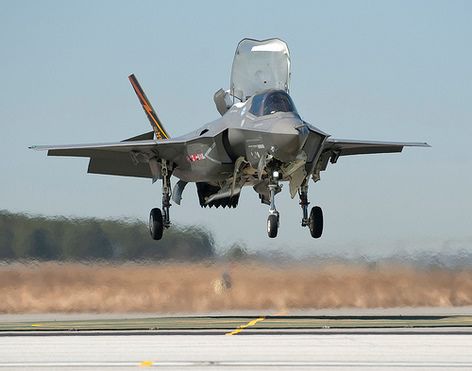 f35bvertical.jpg