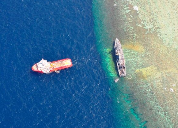 Clear view of damage to reef by USS Guardian
