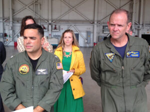 Capt. John Lemmon (left) and Cdr. John Heweitt (right).