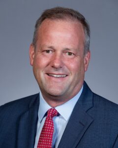 Alexander, Scott_Headshot 2