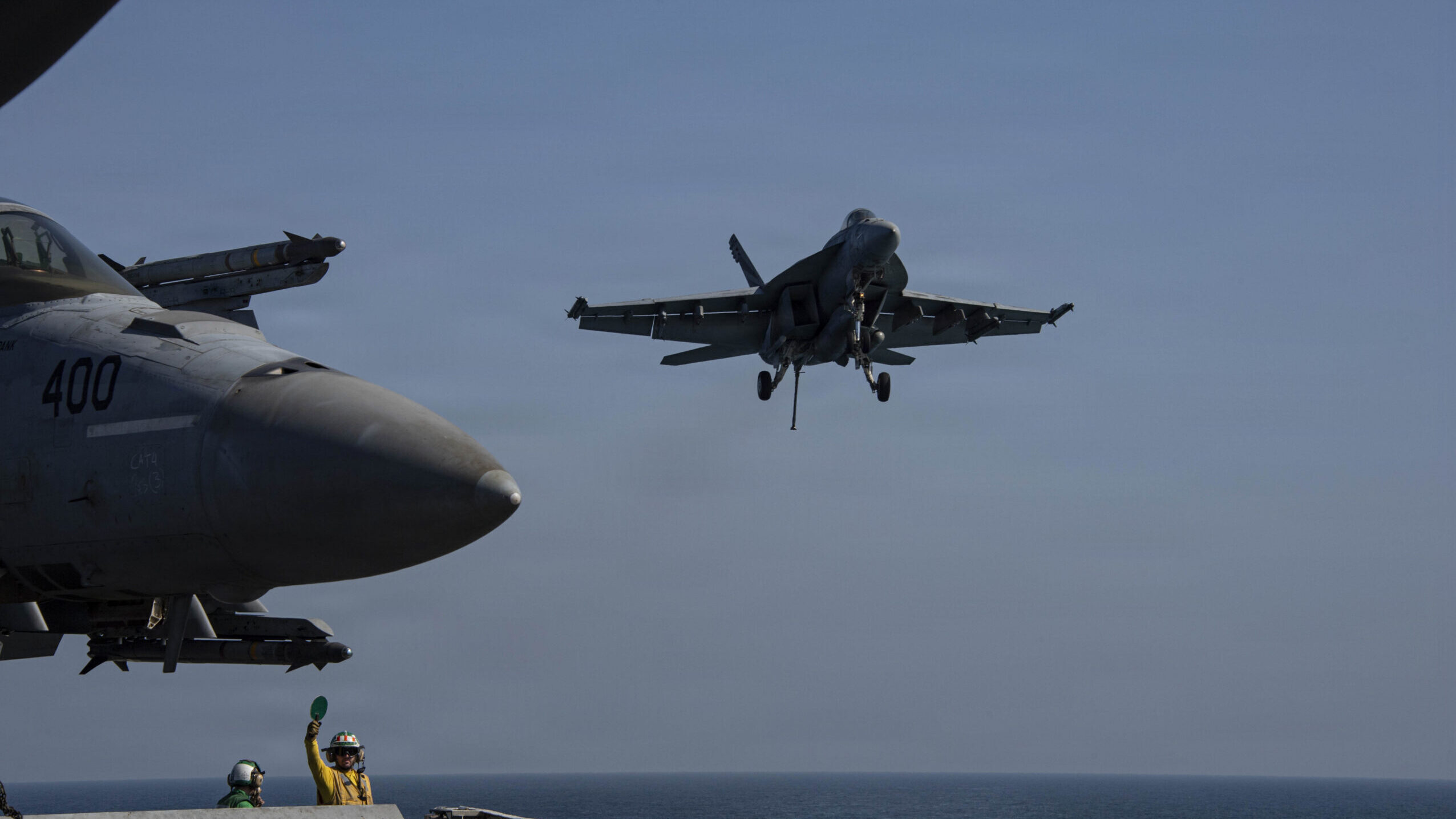 GE wins deals for F/A-18 engine parts, hypersonic test - Breaking Defense