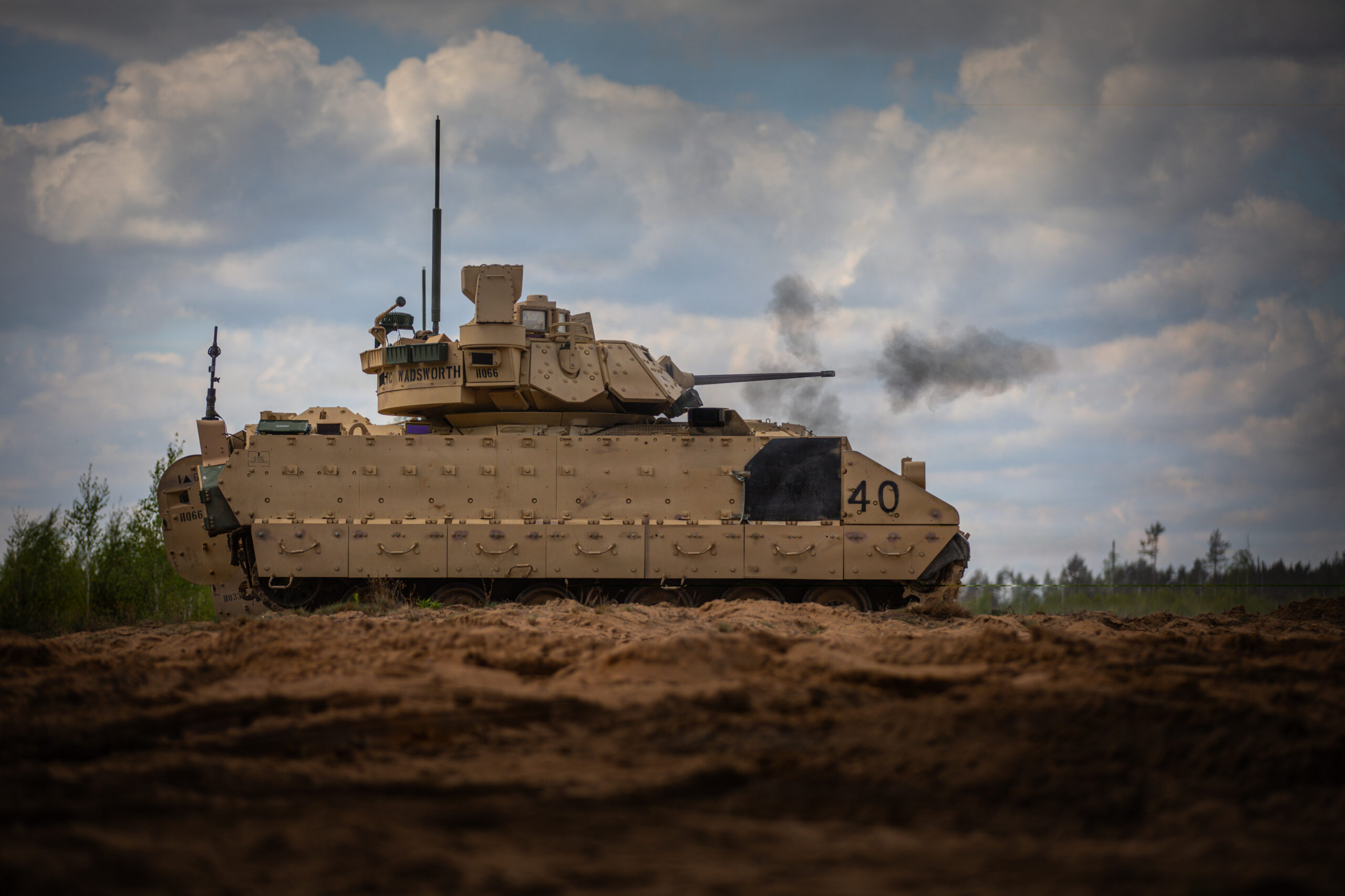 BAE Systems wins Army's Soft Kill APS award, with first phase valued at $20 million - Breaking Defense