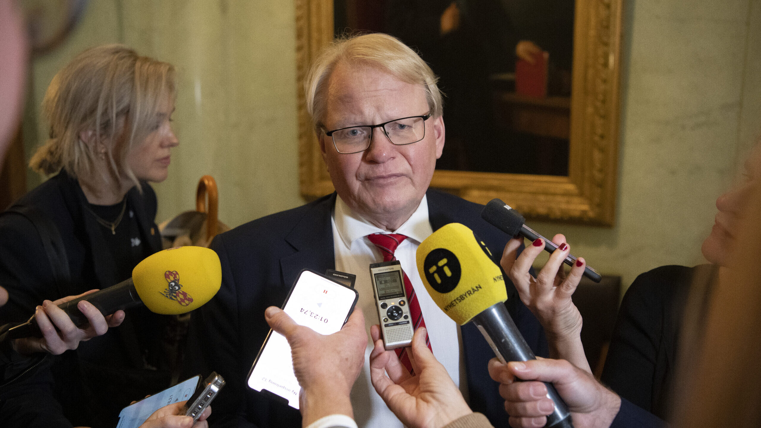 Swedish opposition party, ahead in polls, could push for state ownership in Saab