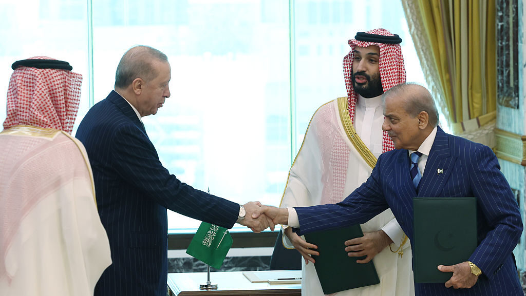 Saudi Arabia, Turkey, Pakistan ink ‘joint defense’ agreement