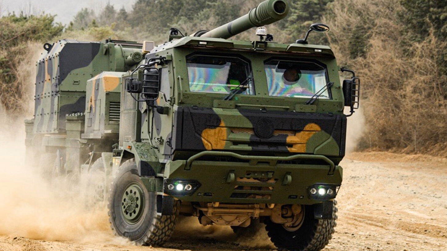 US Army selects Hanwha Defense for mobile artillery prototypes