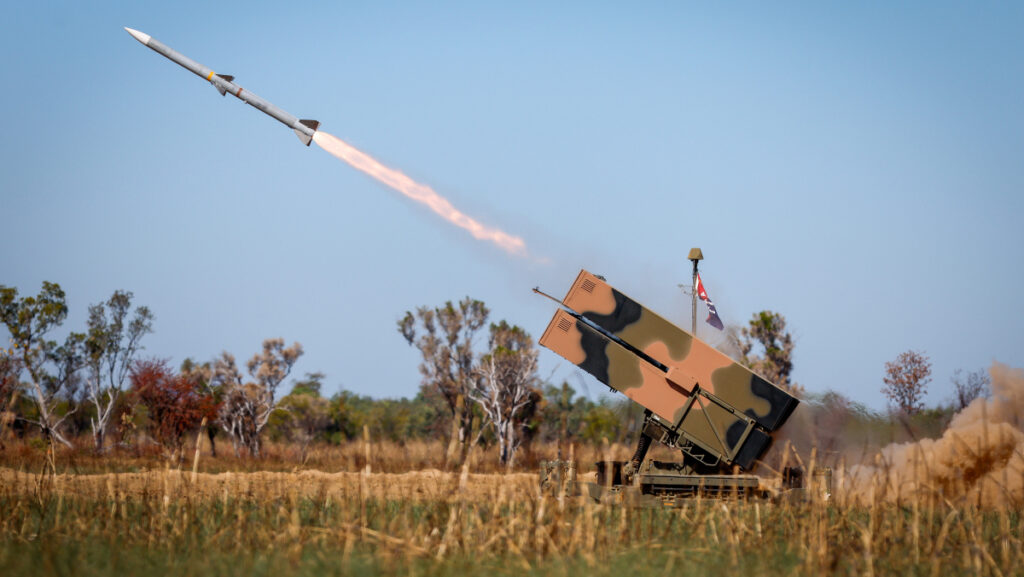 Australia pushes to beef up air defenses