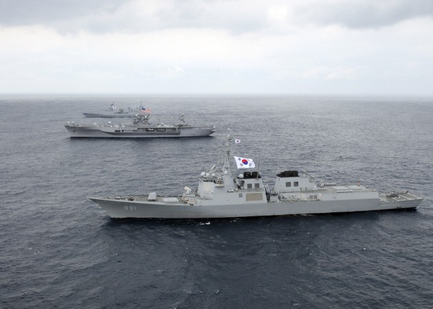 SEA of JAPAN (March 6, 2012) - U.S. 7th Fleet flagship USS Blue Ridge (LCC 19), middle, Republic of Korea (ROK) navy destroyer ROKS Sejong the Great (DDG 991), front, and ROK navy destroyer ROKS Chungmugong Yi Sun-sin sail in formation while on patrol. (U.S. Navy photo by Mass Communication Specialist 2nd Class Steven Khor)