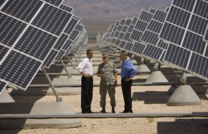 President Obama and his Navy Secretary, Ray Mabus, check out solar panels, one of Mabus's major interests.