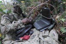 Army Puts ‘Cyber Soldiers’ In The Mud