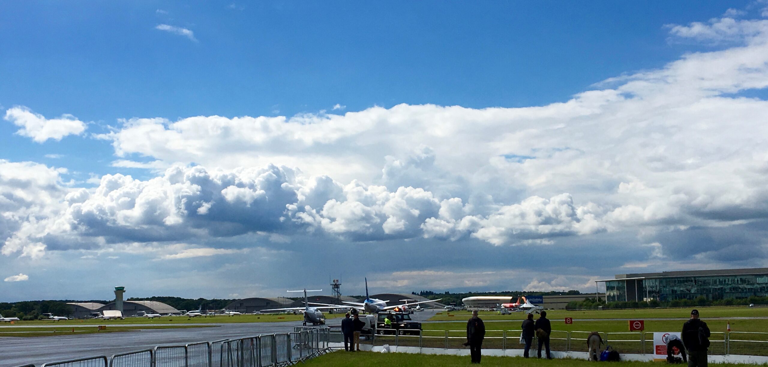 Acrobatics, Big Planes (A380 & A400M) & Little Planes (Gripen & Starduster)