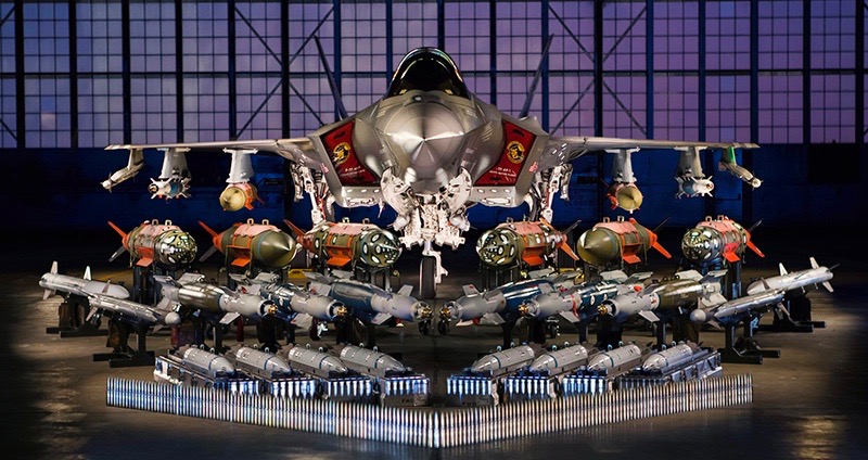 F-35A with all weapons