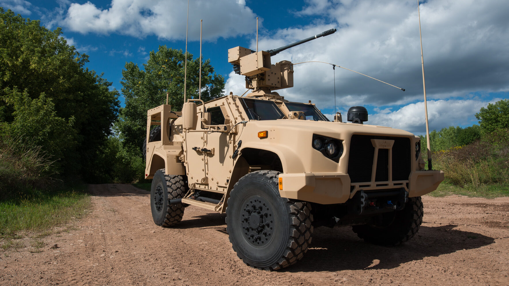 Gun Truck: Oshkosh Unveils 30mm Chaingun JLTV For Army Recon