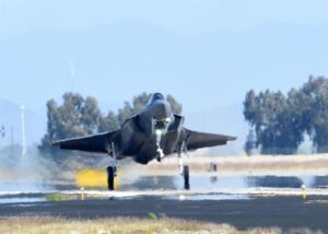 First Norway F-35 lands