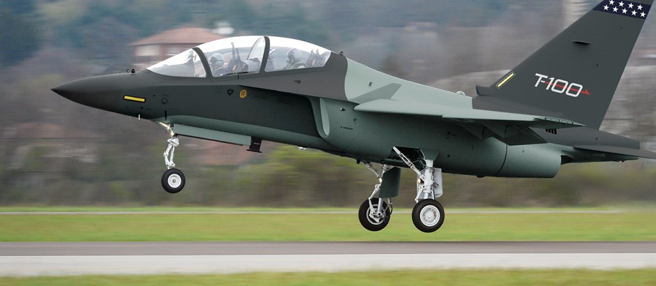 DRS: Why Air Force Should Buy T-100 For T-X Trainer