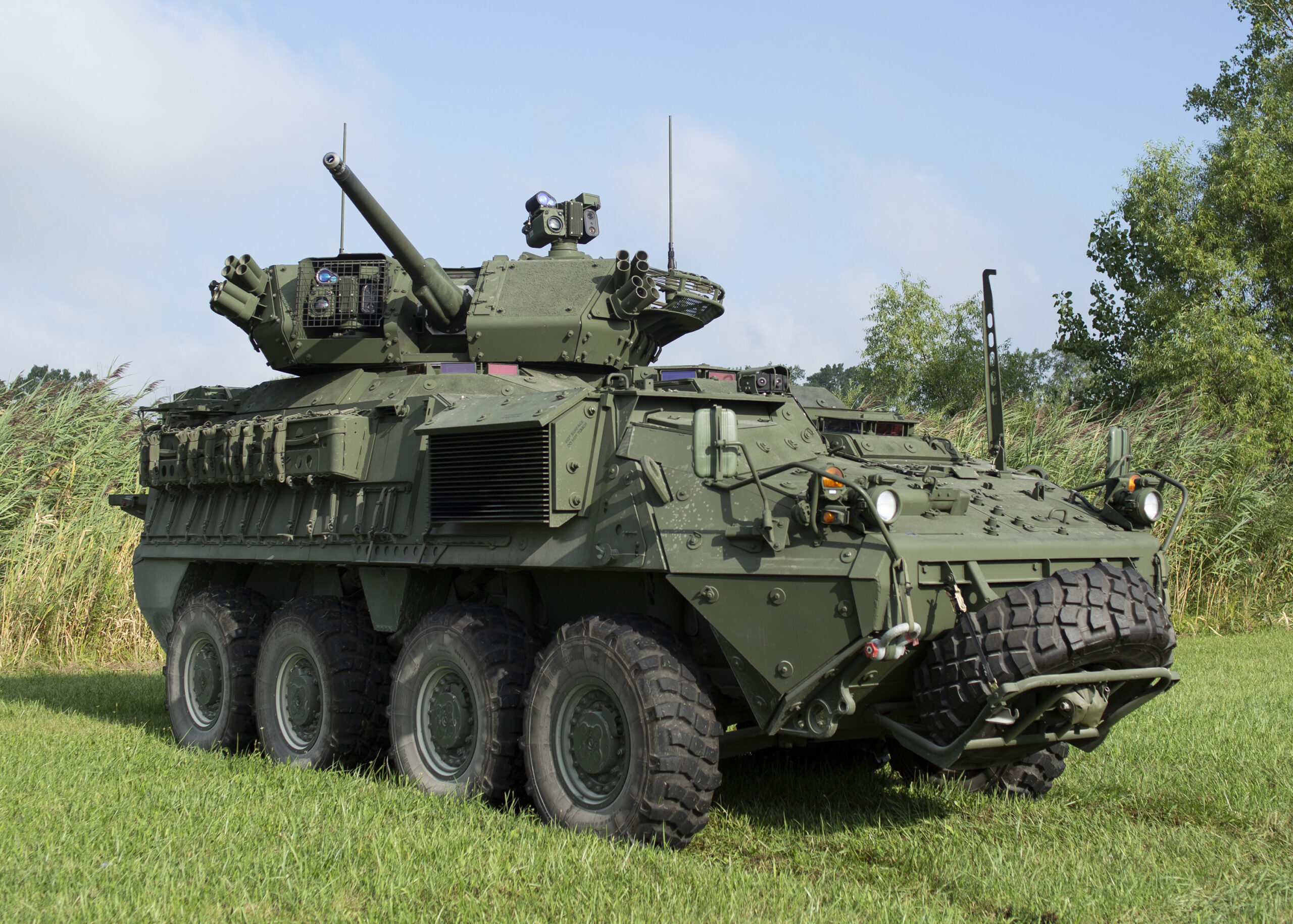 Army Reassures Anxious Industry Over Stryker Cannon Competition