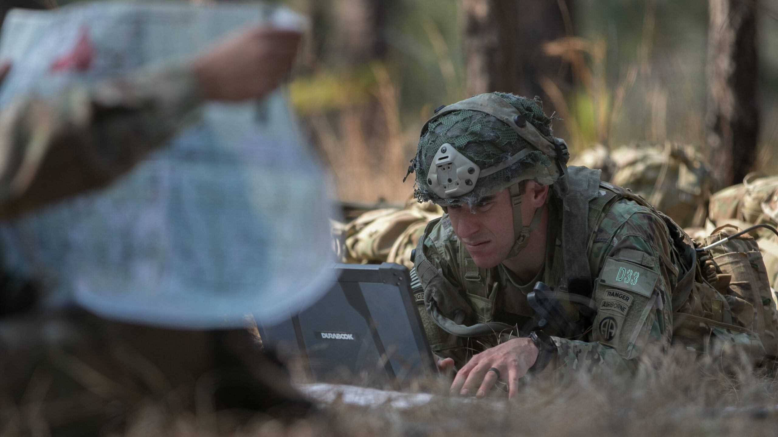 Paratroopers Pioneer New Army Network, Tactics