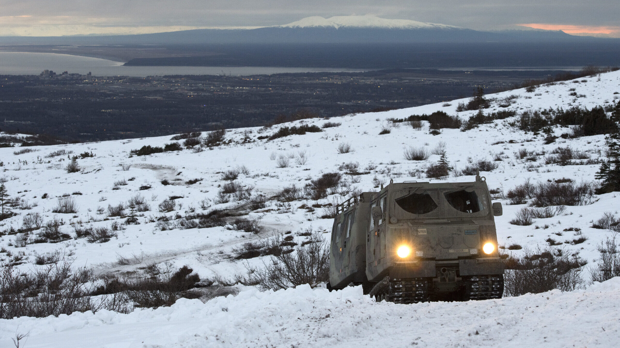 BAE, Oshkosh cold weather vehicle prototypes survive Army’s Alaskan tests