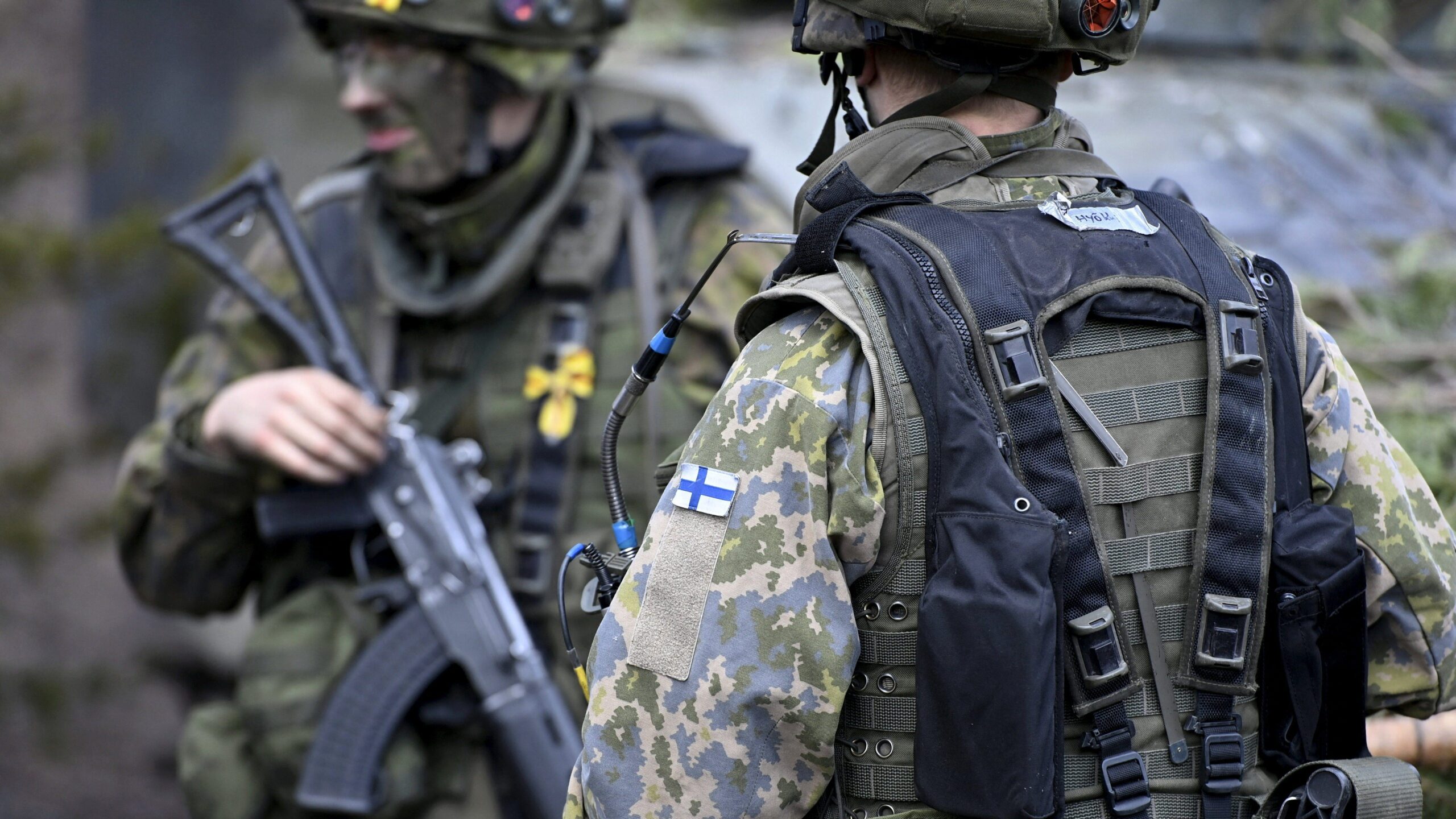 TOPSHOT-FINLAND-UKRAINE-RUSSIA-CONFLICT-DEFENCE-NATO