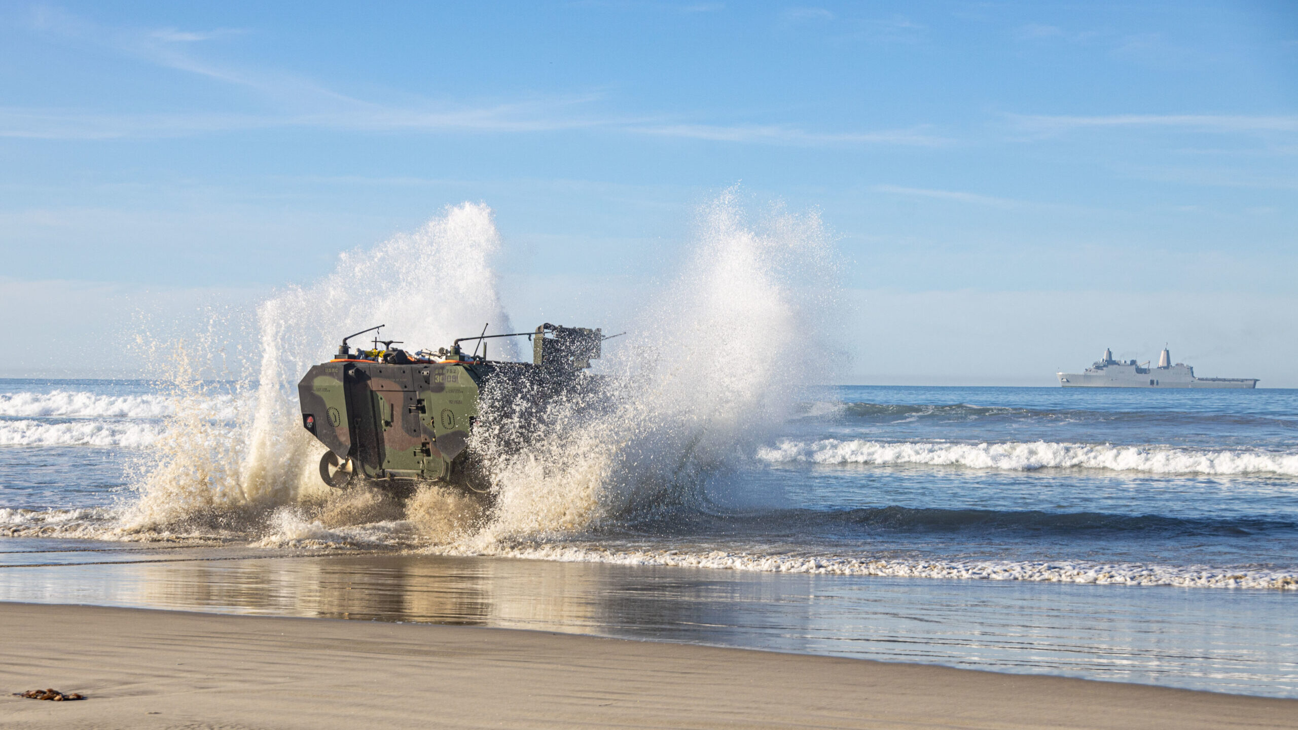 New tech to help ACV in surf zone, general ‘looks forward’ to scrutiny after rocky training cycles