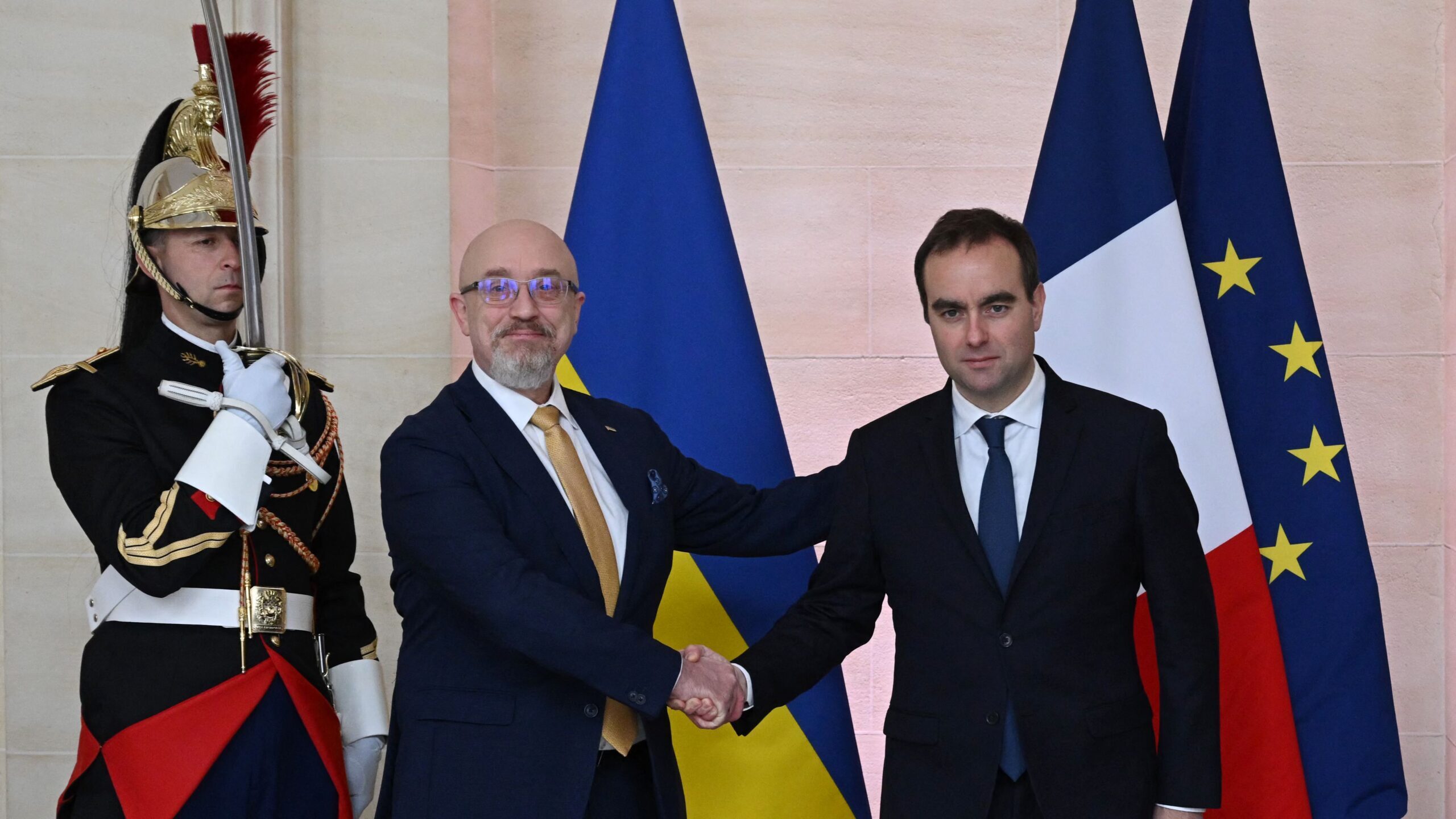 FRANCE-UKRAINE-POLITICS-DIPLOMACY-DEFENCE