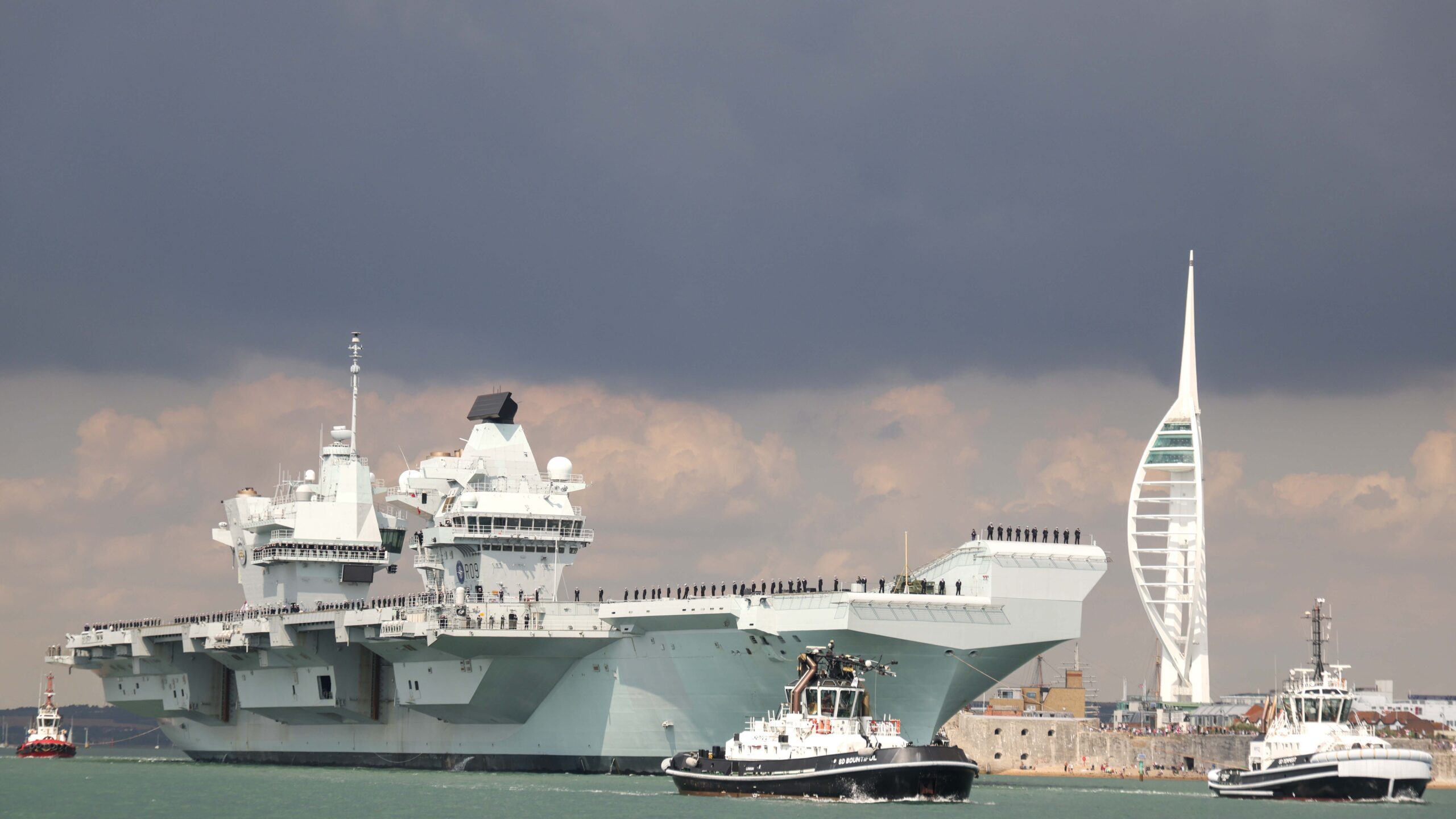 UK Royal Navy ‘confident’ a starboard propeller problem on aircraft carrier not a class-wide issue