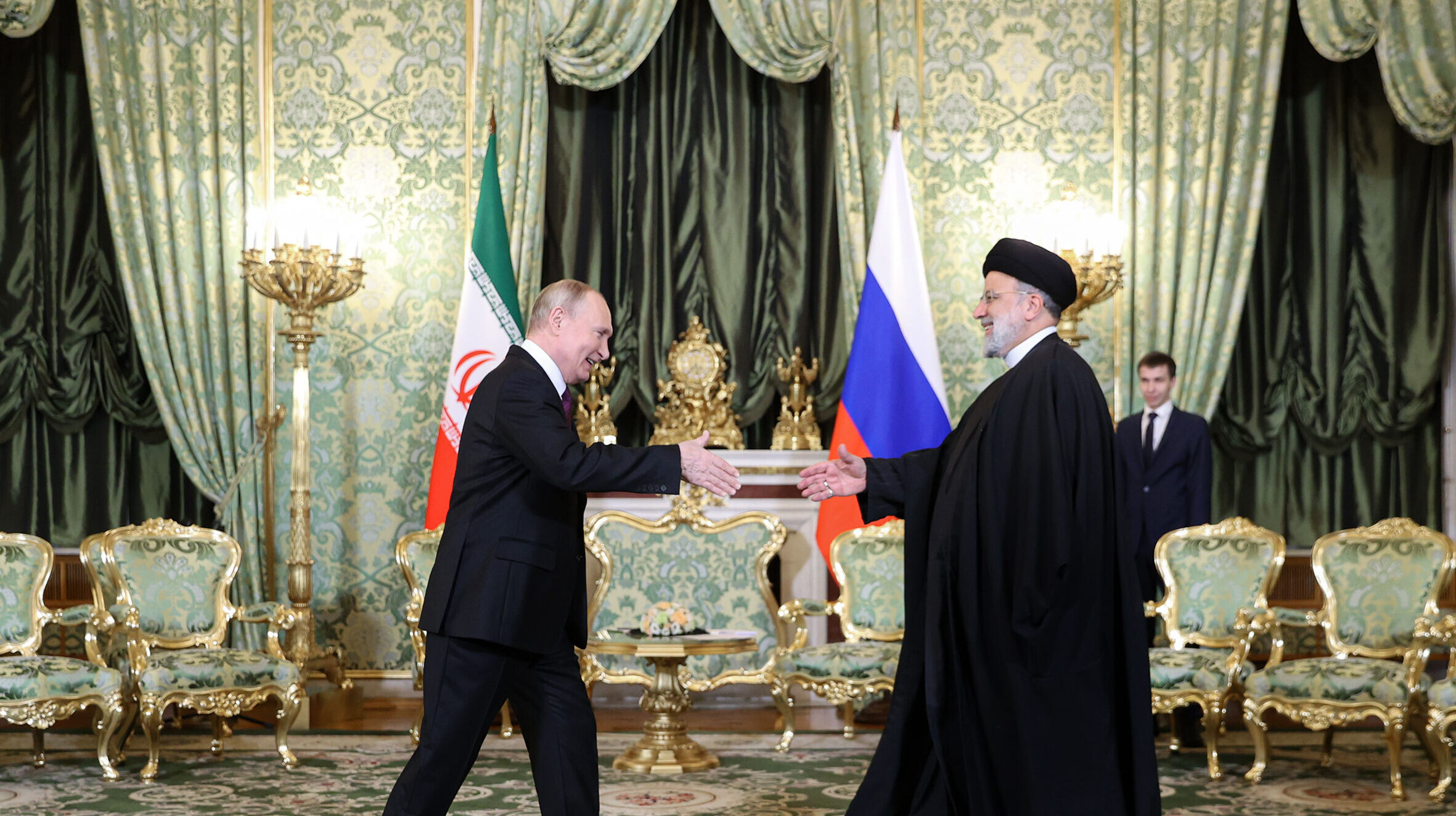 Russia’s Putin meets Iran’s Raisi in Moscow after whirlwind Gulf visit