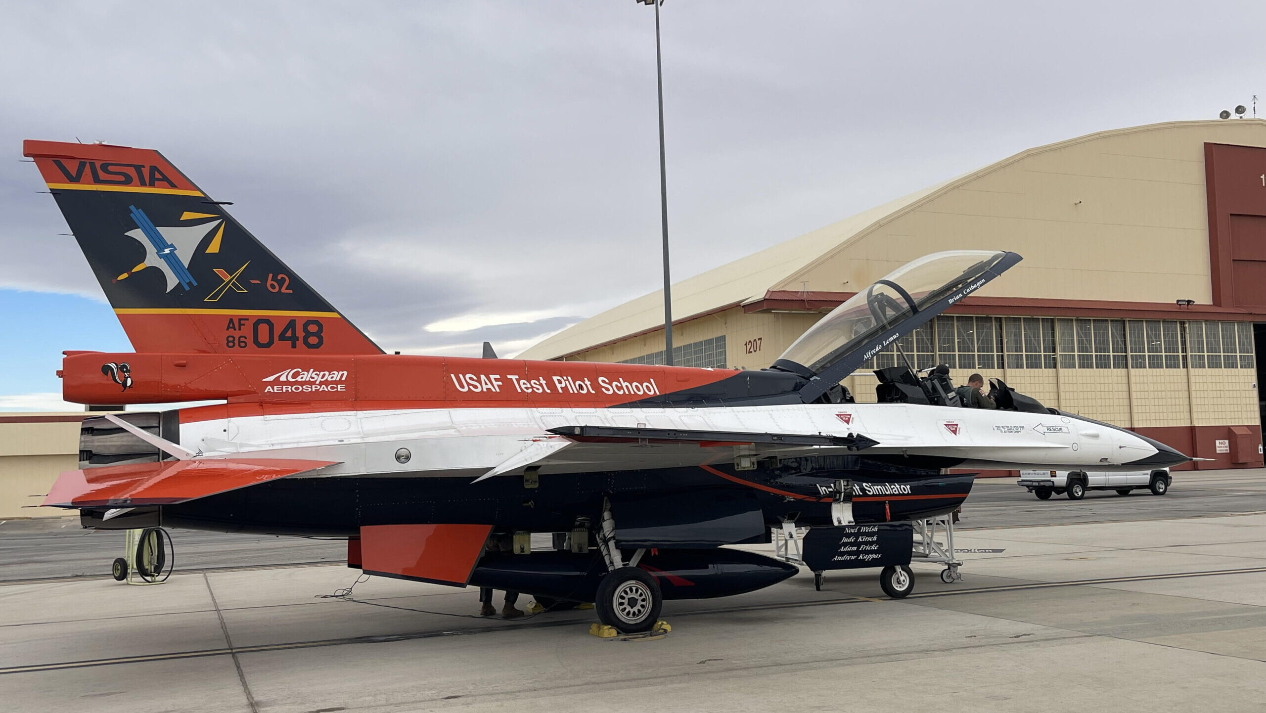 In a ‘world first,’ DARPA project demonstrates AI dogfighting in real jet