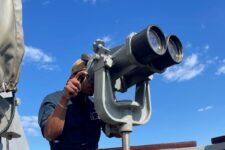 USS Truxtun transits the Red Sea