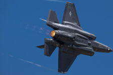 EXCLUSIVE: Lockheed launching competition to replace F-35 cooling system