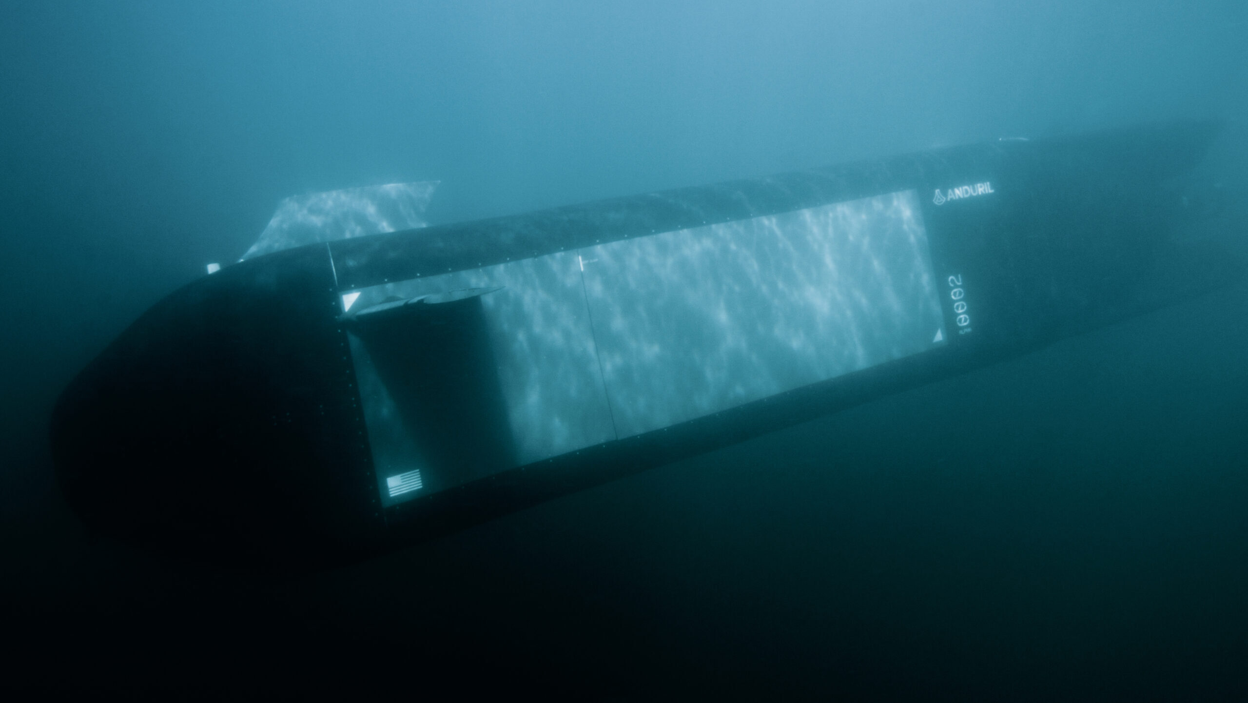 Anduril self-funds robot submarine testing to court US customers