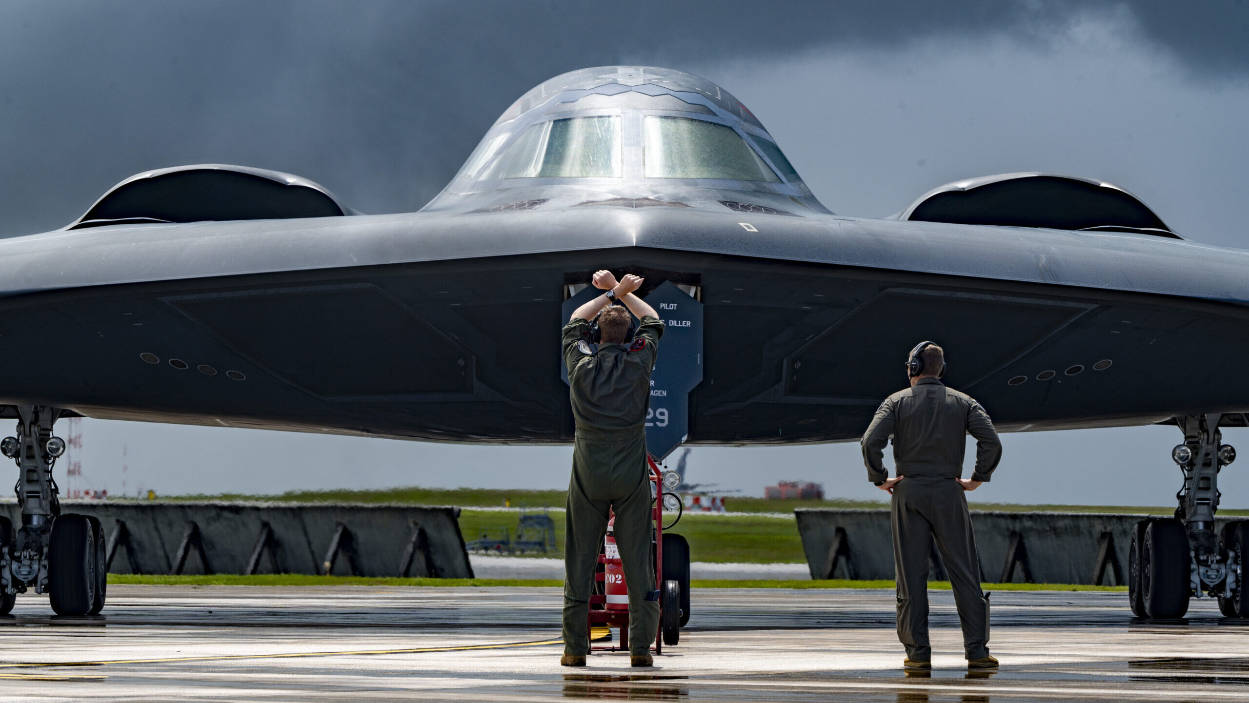 Australia should talk to Washington about buying B-2 stealth bombers