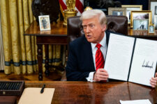 Trump Sets 25% Tariffs on Steel, Aluminum, Heightening Trade War