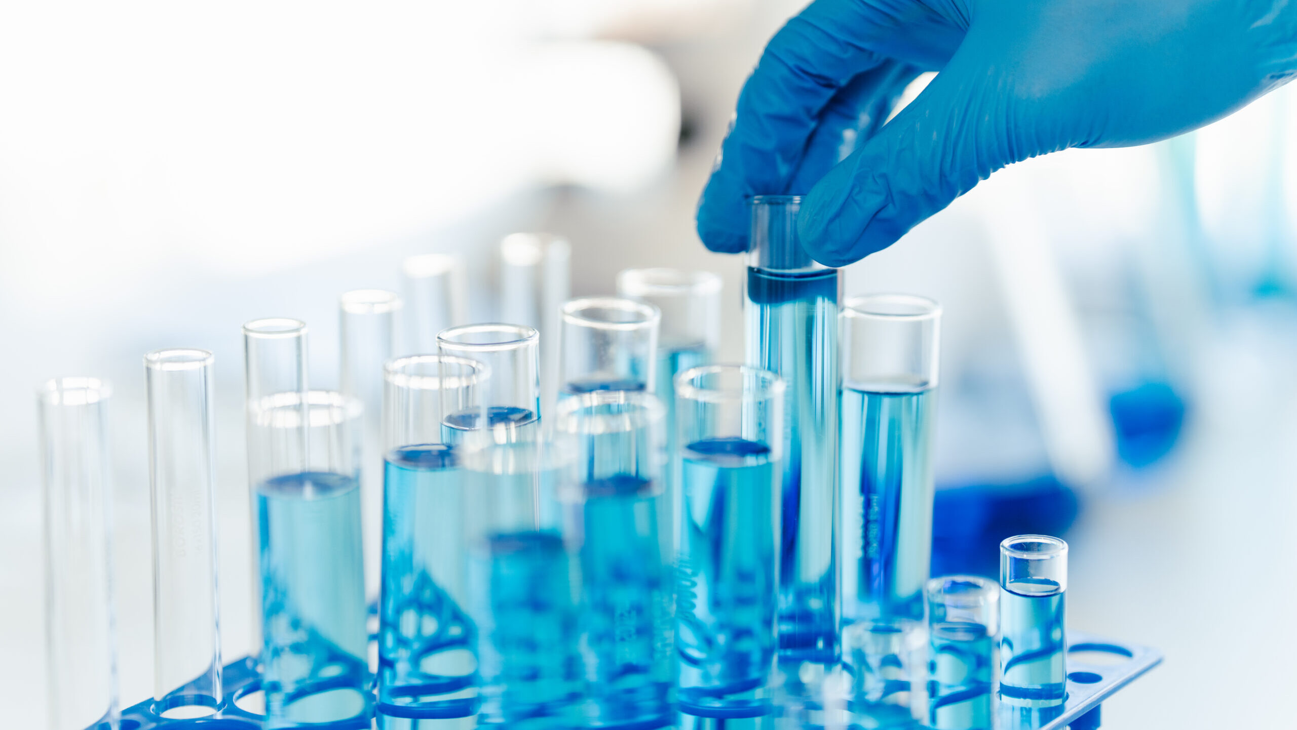 Congressional biotech commission calls for $15B over 5 years to catch up to China